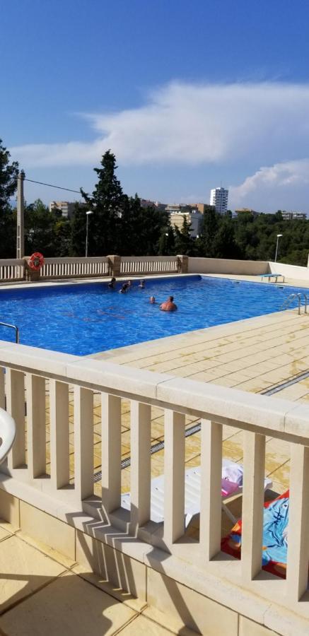 Apartamento Alma Салоу Экстерьер фото