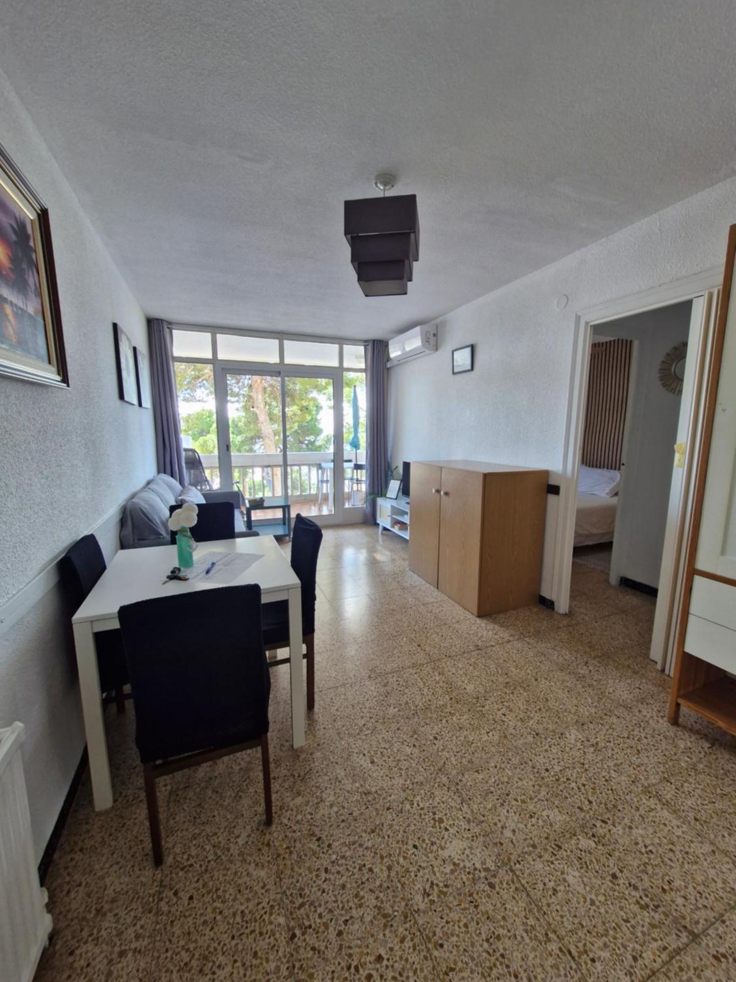 Apartamento Alma Салоу Экстерьер фото
